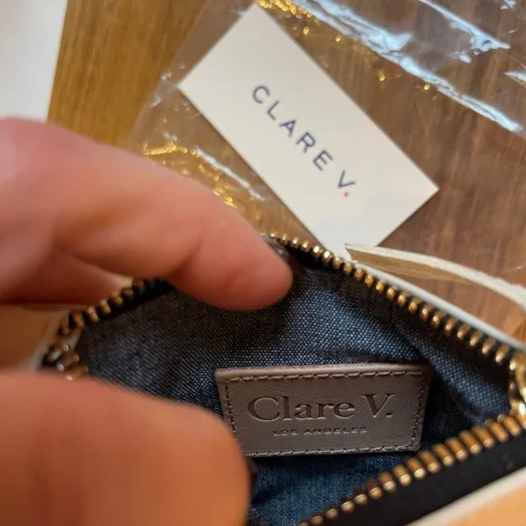 Clare V Cream with black eyes Leather coin clutch - Picture 3 of 11